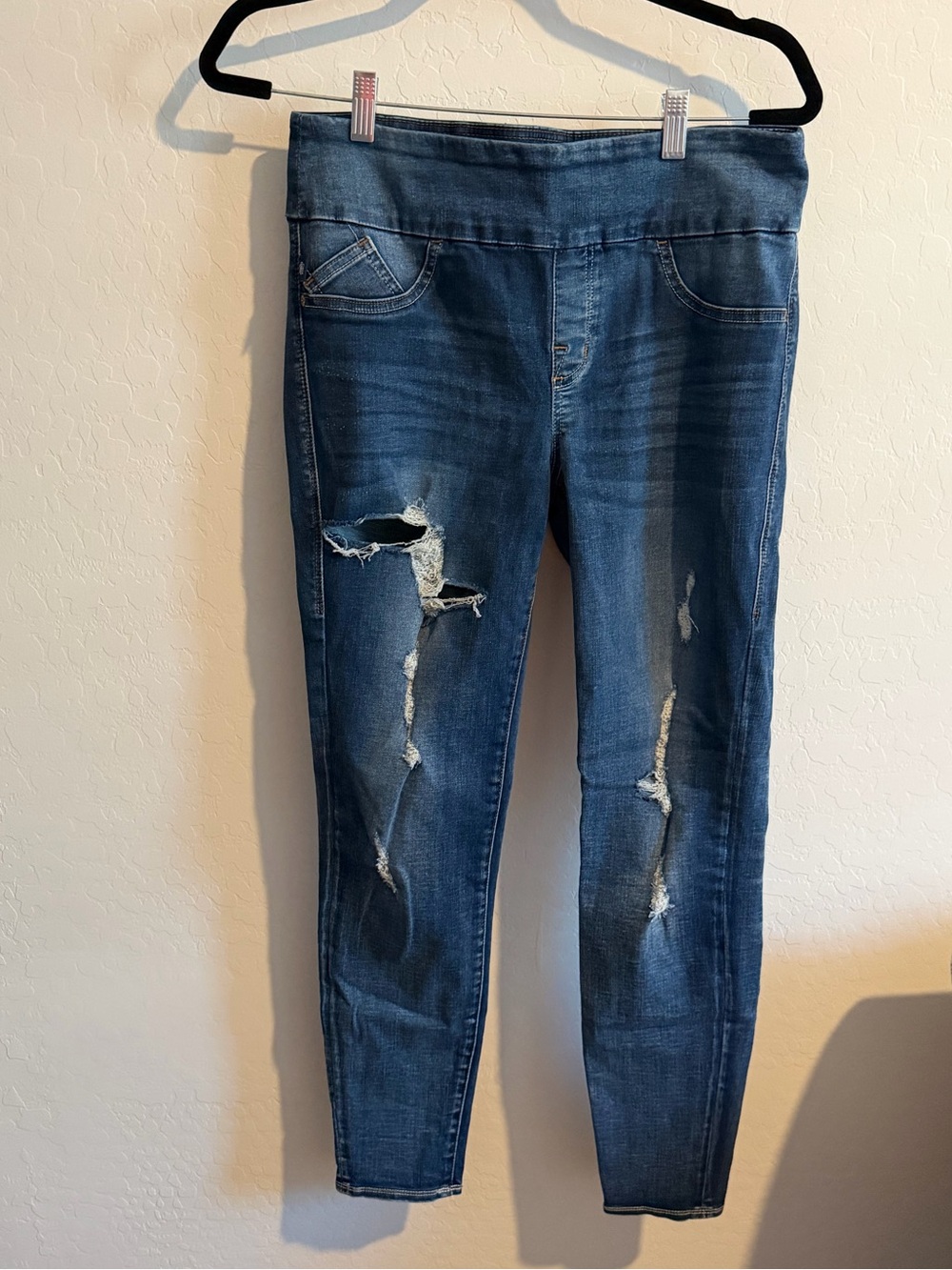 Rock & Republic Women’s Blue Stretch Denim Jeans